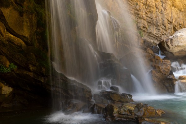 YILLAR SONRA HAKKARİ KÜLTÜR SANATLA BULUŞUYOR